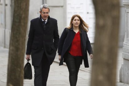 La coordinadora general del PDeCAT, Marta Pascal, arribant al Tribunal Suprem.