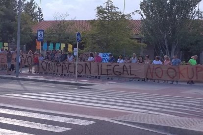 Imatge de la cadena humana que els veïns van organitzar el passat mes de juliol.