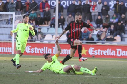 Ángel Martínez, durante un partido con el Reus.