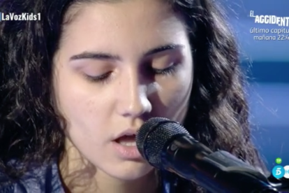 La noia de 15 anys va interpretar a piano 'People Help the People' de Birdy