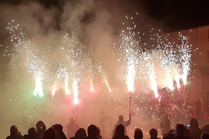 Una colla dels diables que van participar ahir al concurs