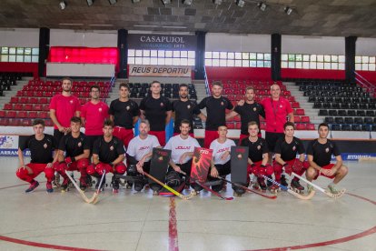 La plantilla del Reus Deportiu, al completo, en el inicio de la pretemporada.