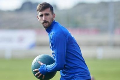 Alberto Benito, durant un entrenament amb el Zaragoza.