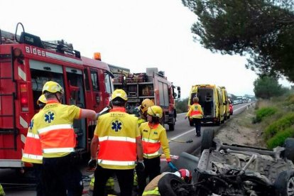 El cotxe ha bolcat a la N-340, a l'alçada d'Alcanar.