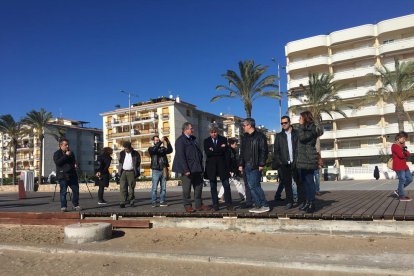 El subdelegat del Govern, Jordi Sierra, al centre, amb Ramon Ferré, a la dreta.