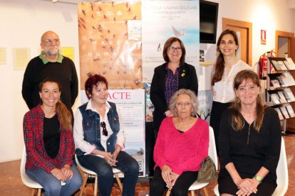 Imagen de la presentación del ciclo solidario 'La Mar de Cinema' de Cambrils.