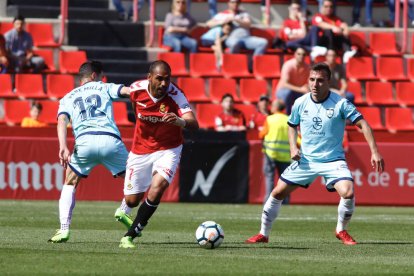 Fali inicia una cursa durant el partit que va disputar el Nàstic a casa contra el Numancia.