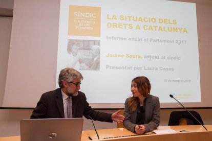 Jaume Saura, ahir a la Casa de Cultura, on va presentar el balanç del 2017 del Síndic de Greuges.