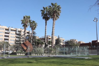 El proyecto tenía como finalidad visibilizar el edificio y ordenar el espacio.