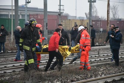 Los heridos están siendo trasladados a varios hospitales de la capital lombarda, principalmente en el San Raffaele.