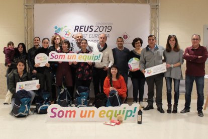 Imatge de l'entrega Premis a la Constància, a 15 dels 150 caminadors que van participar a les cinc caminades de 2017.