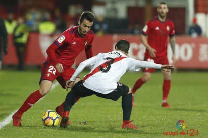 El jugador gerundense jugó la pasada temporada con el Osasuna.