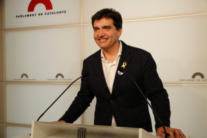 El diputat d'ERC Sergi Sabrià en una roda de premsa.