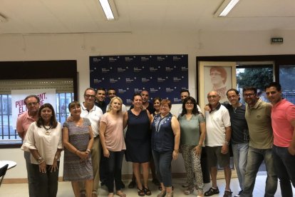 Foto de la asamblea local extraordinaria en la cual se escogió en Suárez como alcaldable del PDeCAT en Calafell por las próximas elecciones municipales.