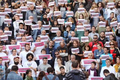 Prop de 120 persones han donat suport a les persones que hauran d'anar a declarar.