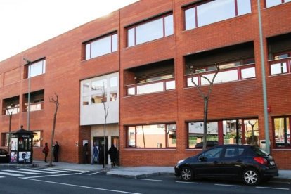 Façana exterior de l'edifici del CAP de Torreforta.