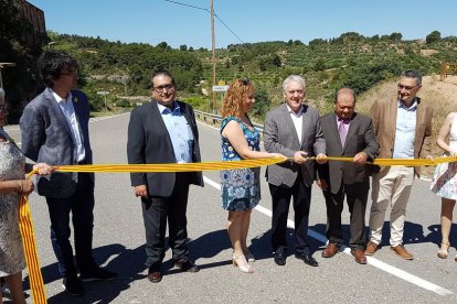 Pla general del president de la Diputació de Tarragona, Josep Poblet; de l'alcalde de la Palma d'Ebre, Gil Martí; la tinent d'alcalde de Vinebre, Maria Pilar Rams, entre altres autoritats.