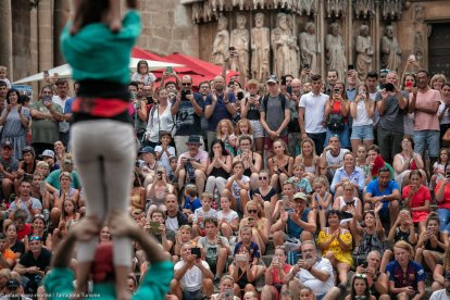 Imatge d'una de les actuacions castelleres al Pla de la Seu.