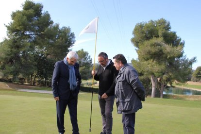 Plana, Monzó i Mallol durant la visita a les instal·lacions.