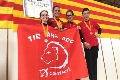 En aquesta ocasió, sis arquers del Club de Tir amb Arc Constantí han guanyat tres medalles d'or, dues de plata i un bronze.