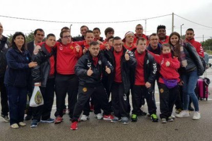 El equipo del Nàstic Genuine ya ha puesto rumbo a Mallorca.