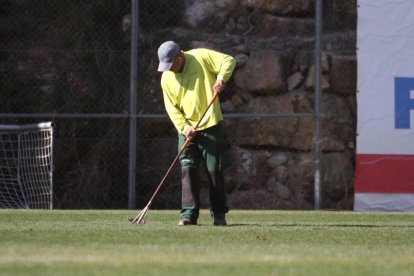 Cobrint els clots del Nou Estadi