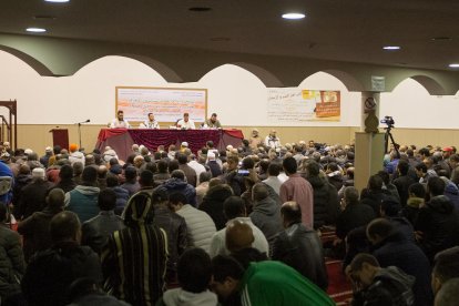 L'interior de la mesquita del polígon Granja Vila, durant un acte anterior.