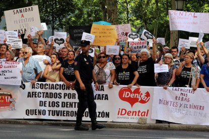 Afectados de todo el Estado llevaron su protesta a Madrid.