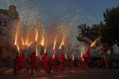 Correfoc Infantil en una edición de la Fiesta Mayor anterior.