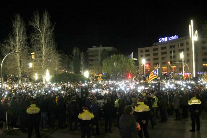 Los concentrados en la plaza Imperial Tàrraco de Tarragona.