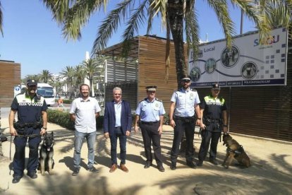 Imagen de la presentación de la unidad canina de la Policía Local de Salo