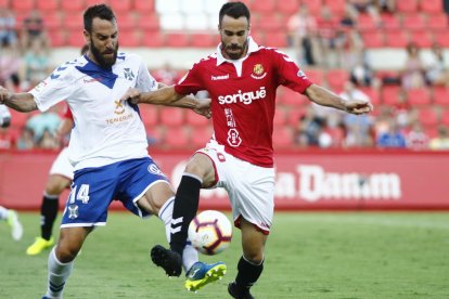 Sebas Coris, durante el Nàstic-Tenerife.