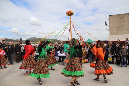 El Ball de Gitanes de la Bisbal també participarà en l'acte.