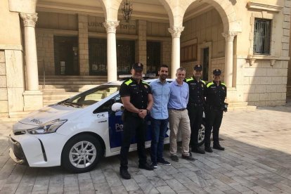 La policia local d'Amposta amplia la seva plantilla amb dos nous agents.