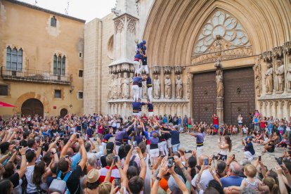 Els Xiquets del Serrallo durant la seva exhibició