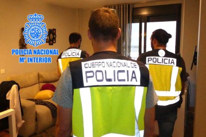 Un dels registres realitzats per la policia dins l'operació contra la distribuciío de pornografia infantil.