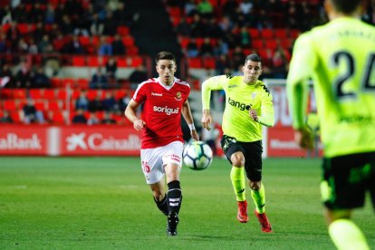 El central Julio Pleguezuelo, durant el Nàstic-Córdoba (0-2) de la segona volta del campionat de Lliga.