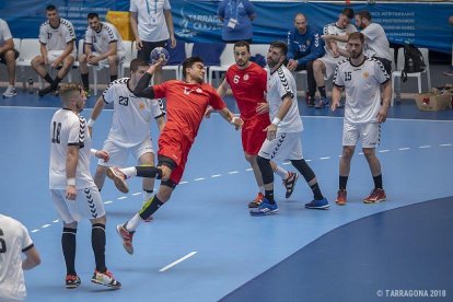 Un momento de las semifinales de balonmano.