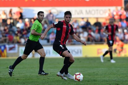 Fran Carbia, que es va lesionar diumenge a Almeria, en una imatge d'arxiu a l'Estadi Municipal.