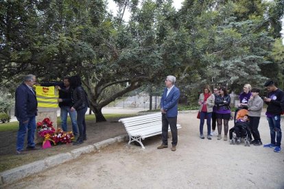 Imagen de la Ofrenda Floral del Monumento a Pablo Iglesias en el Camp de Mart de Tarragona.