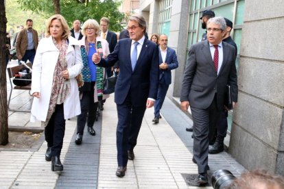 Imatge d'arxiu de l'arribada de Mas, Ortega, Rigau i Homs al judici pel 9-N al Tribunal de Comptes.