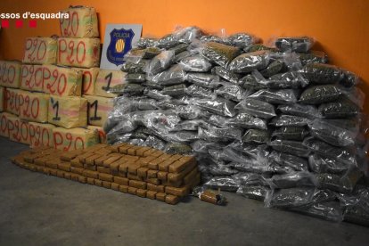 Els mossos han intervingut 1.795 quilos d'haixix i 230 de marihuana