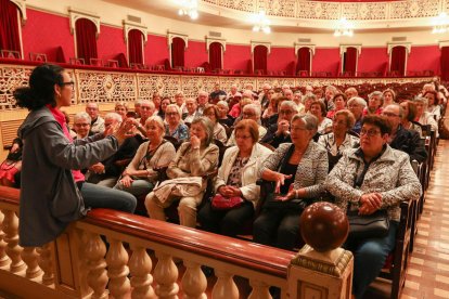 Imatge de la ruta de la gent gran pel Teatre Fortuny.