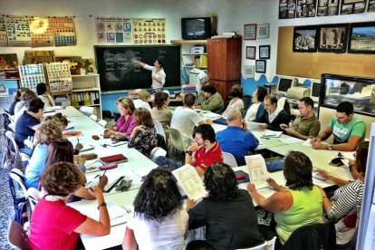 Los cursos se impartirán en la Escuela de Adultos Municipal a cargo de la entidad patronal PIMEC.