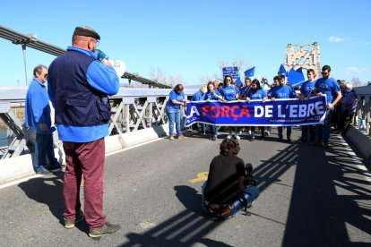 Imagen de los participantes en el rodaje del videoclip.