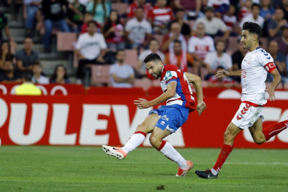 Imatge d'un partit del Granada CF d'aquesta temporada a l'Estadi Nuevo Los Cármenes.