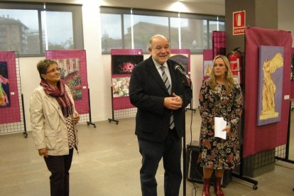 El subdelegat del Govern a Tarragona amb Marta Argentina i la cap de la Unitat contra la Violència de Gènere, María Josefa Clavero