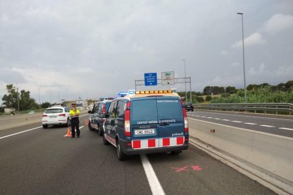 El accidente se ha producido en el punto kilométrico 1.147 de la A-7 en Vila-seca.