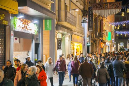 Imagen de las tiendas abiertas en Reus.