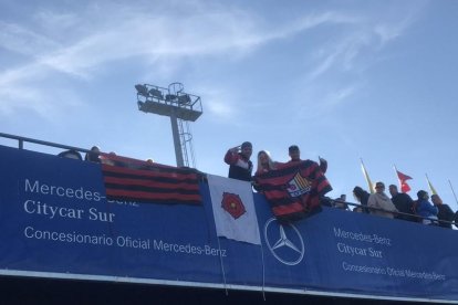 Aficionats del Reus desplaçats a Santo Domingo